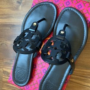 Matt black Tory Burch Sandels